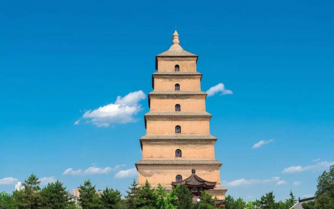 陕西古城墙下的温馨友情故事